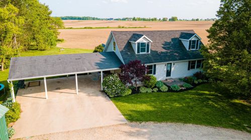 4980 Granville Rd, Mount Vernon, OH 43050-9489