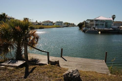 3161 Sea Grape Dr, Brooksville, FL 34607-3430