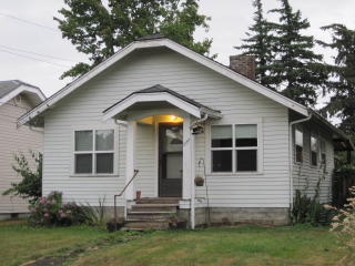 2534 Cherry St, Bellingham, WA 98225-2004