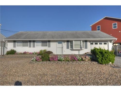 20 Drake Dr, Berkeley Township NJ  08721-1507 exterior