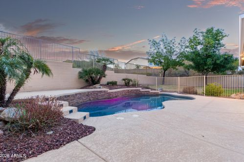 27306 65th Ln, Phoenix, AZ 85083-7516