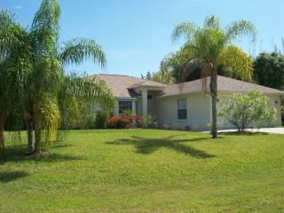1562 Ocean Cove St, Sebastian, FL 32958-6540