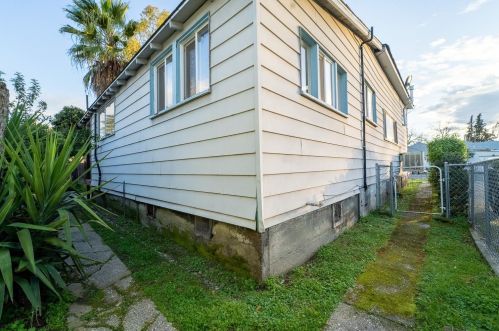 1435 4th Ave, Oroville CA  95965-4662 exterior