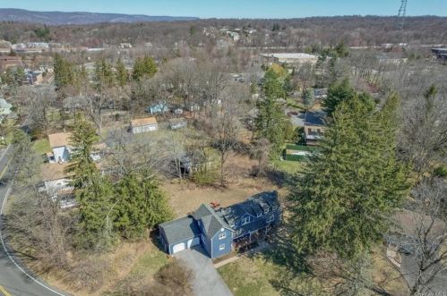 276 Cherry Ln, Airmont NY  10901-6716 exterior
