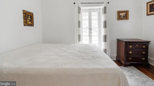 232 Cliveden St, Philadelphia PA 19150-3309 exterior