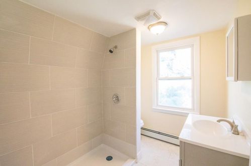 321 Narragansett St, Providence RI  02905-4144 exterior