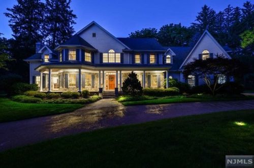 901 Saddle River Rd, Ho Ho Kus, NJ 07423-1318