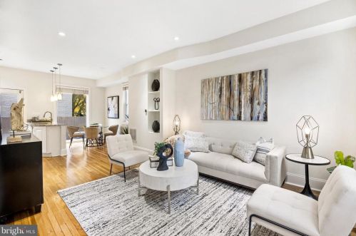 136 16th St, Washington, DC 20002-6512