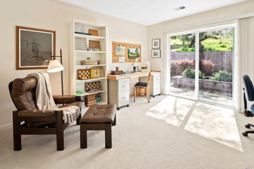 424 Greenbrier Ct, Benicia, CA 94510-1443