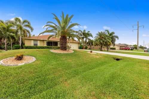 1609 20th Ave, Cape Coral FL  33991-3133 exterior