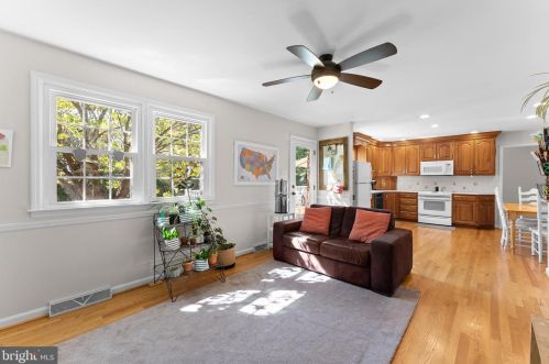 306 Hampton Rd, Wilmington DE  19803-2420 exterior