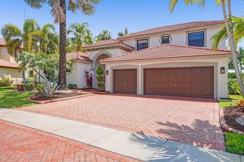 3821 185th Ave, Hollywood FL  33029-2712 exterior