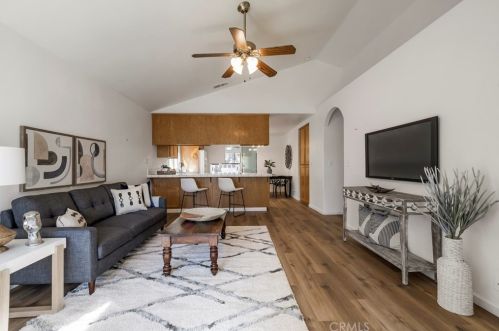 1056 Viceroy Dr, Chico CA  95973-8209 exterior