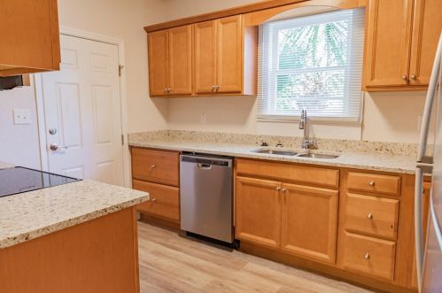628 Central Ave, Winter Haven FL  33880-0030 exterior