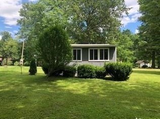 310 Algoma Ln, New Castle, PA 16105-6608