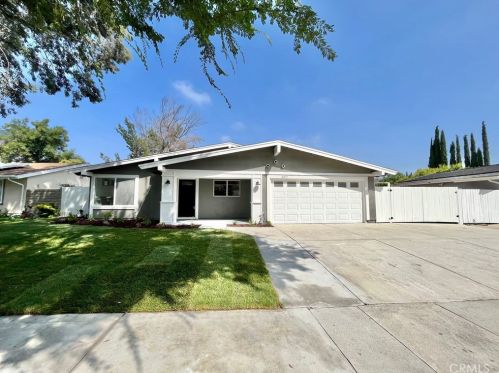 18857 Darter Dr, Santa Clarita, CA 91351-2948