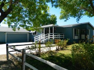 2302 Wilson Cir, Bishop, CA 93514-7604