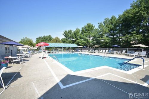 201 Wycoff Way, East Brunswick, NJ 08816-5643