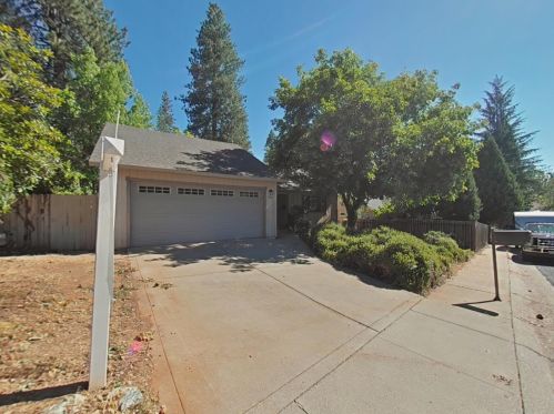 610 Pelton Way, Grass Valley, CA 95945-7027