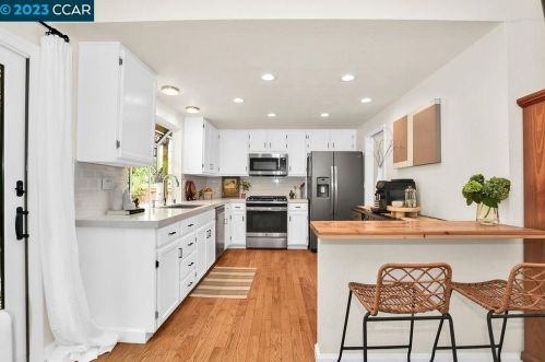 2563 Holly View Ct, Pacheco CA  94553-3457 exterior