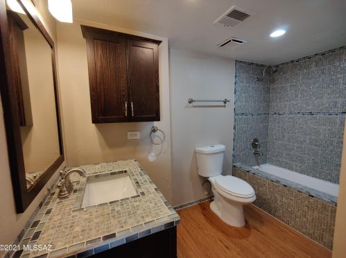 4830 Ferret Dr, Tucson AZ 85742-9543 exterior