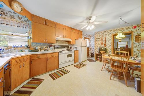 422 Reno St, Mankato, MN 56001-2177