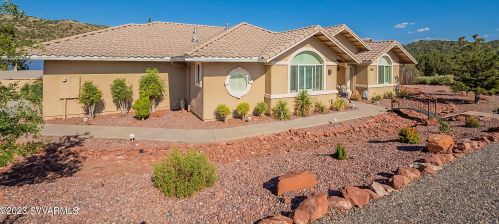 300 Michaels Ranch Dr, Sedona AZ 86336-9526 exterior