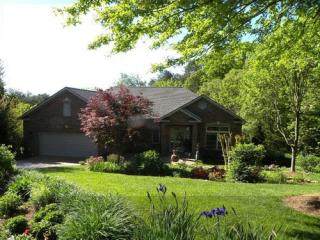 418 Seminole Pl, Loudon, TN 37774-2147