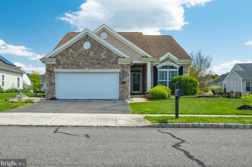 8 Springfield Ave, Berlin Boro, NJ 08009-9488