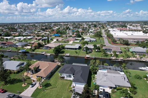 1457 16 St, Cape Coral FL  33990-6717 exterior