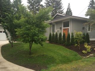 11523 97th St, Kirkland, WA 98033-5119