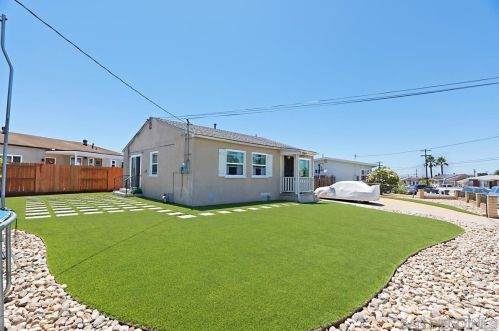 2724 14th St, National City, CA 91950-5204