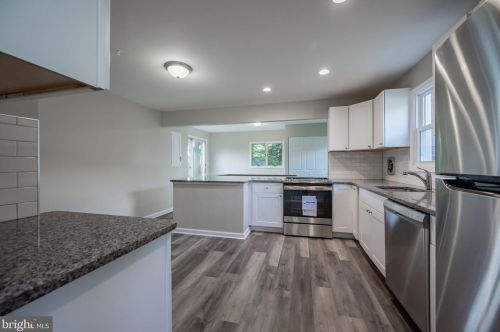 3873 Evelyn Dr, Wilmington DE  19808-4644 exterior