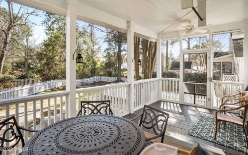 88 Bostick Cir, Beaufort SC  29902-5731 exterior