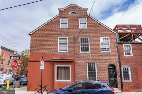 967 5th St, Philadelphia, PA 19147-4107