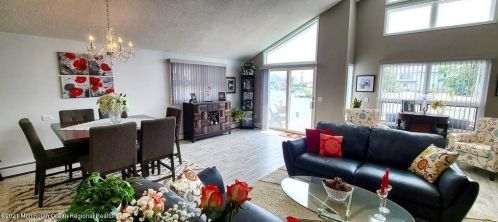129 Southview Dr, Bricktown, NJ 08723-7545
