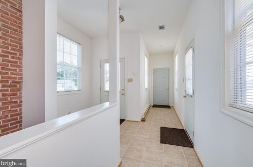 616 Seminary St, Charles Town WV  25414-1447 exterior