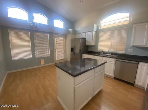 4916 Wahalla Ln, Glendale AZ 85308-7079 exterior