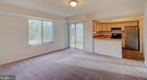 1424 Woodmill Dr, Dover, DE 19904-8205