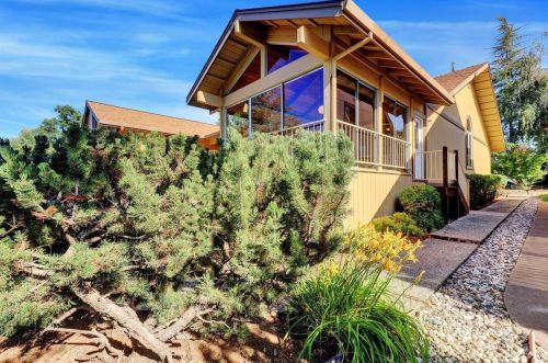 18114 Lake Forest Dr, Lake Wildwood CA  95946-9456 exterior