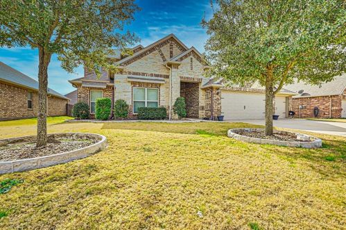 5466 Red Rose Trl, Midlothian, TX 76065-8880