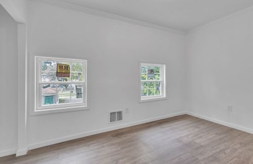 1321 4th Ave, Beaver Falls PA  15010-4247 exterior