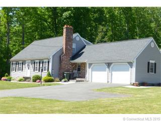 978 Pleasant St, Southington, CT 06489-2059