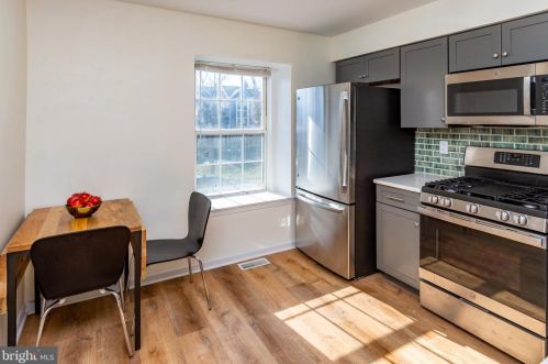 65 Shrewsbury Pl, Princeton NJ  08540-6314 exterior