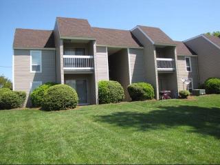 5646 Market St, Greensboro NC  27409-2491 exterior