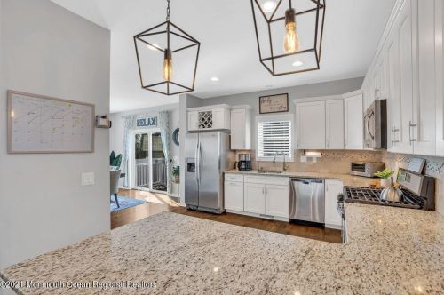 2903 Harrison St, Belmar NJ 07719-4307 exterior