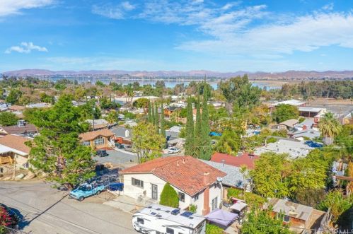 33200 Benner St, Lake Elsinore, CA 92530-6148