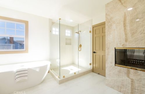 2809 Josie Ave, Long Beach CA 90808-4106 exterior