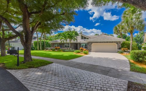 1925 Parkside Cir, Boca Raton, FL 33486-8568