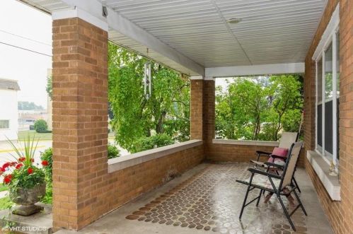 219 Main St, Juneau, WI 53039-1105